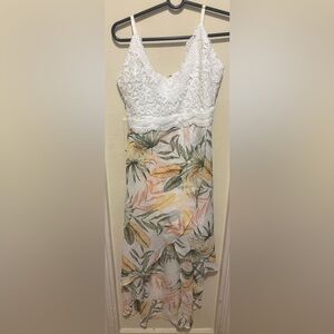 Beautiful dress short from the front and long in the back